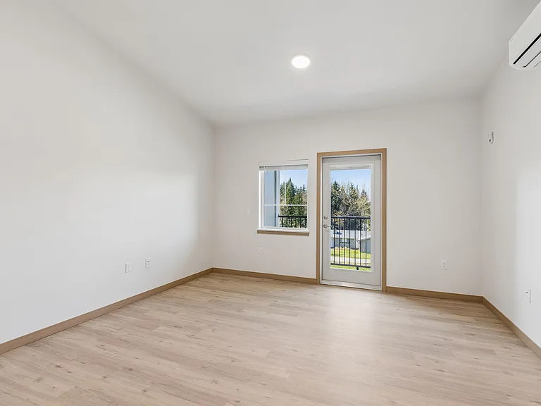 Lansdale Pointe Apartments — Photo 13