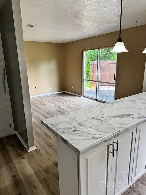 2nd image of 2177 Rangoon Ct