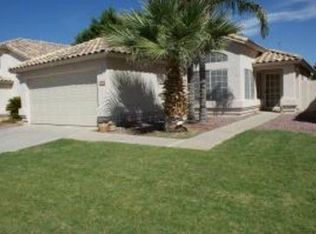 6826 W Louise Dr, Glendale, AZ 85310