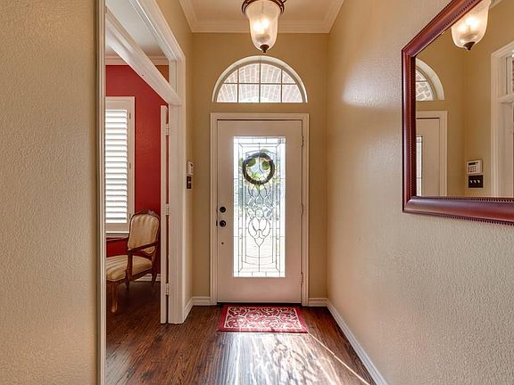 4th image of 2217 Cachelle Ct