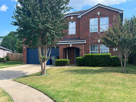 4th image of 2412 Poinciana Pl