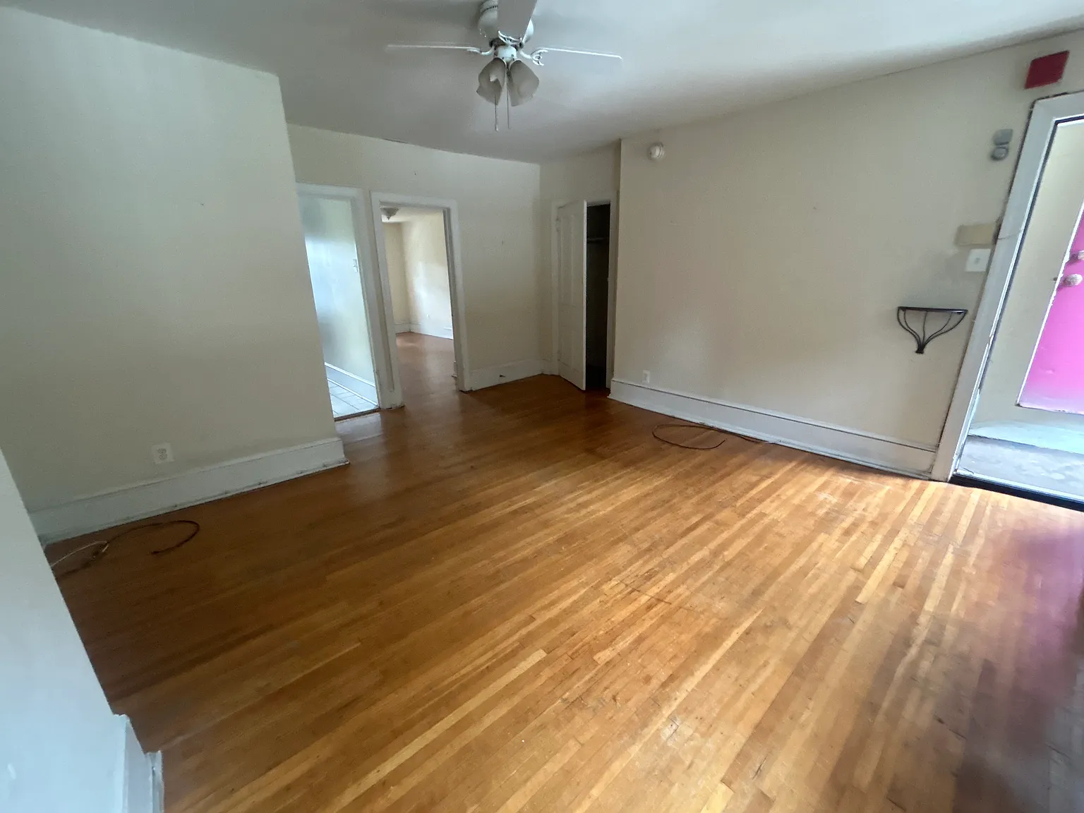 1 bed, $1,090 — Photo 2