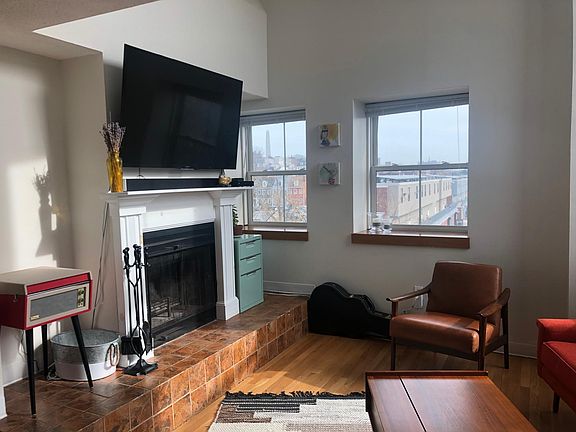 3rd image of 3 Essex St #33