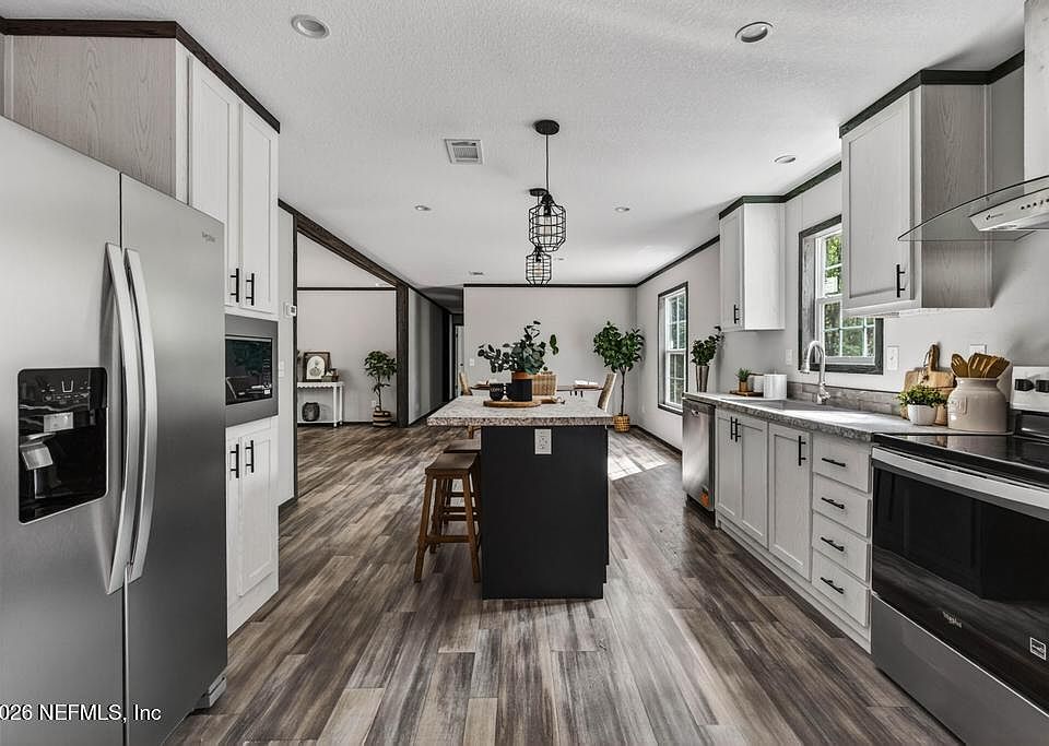 1st image of 4819 JOAN Avenue