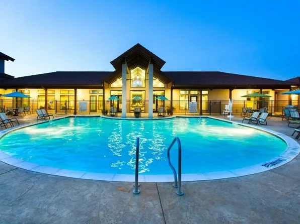 Carriage Homes on the Lake