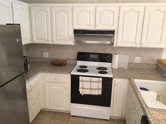 5th image of 15619 NW 46th Ln