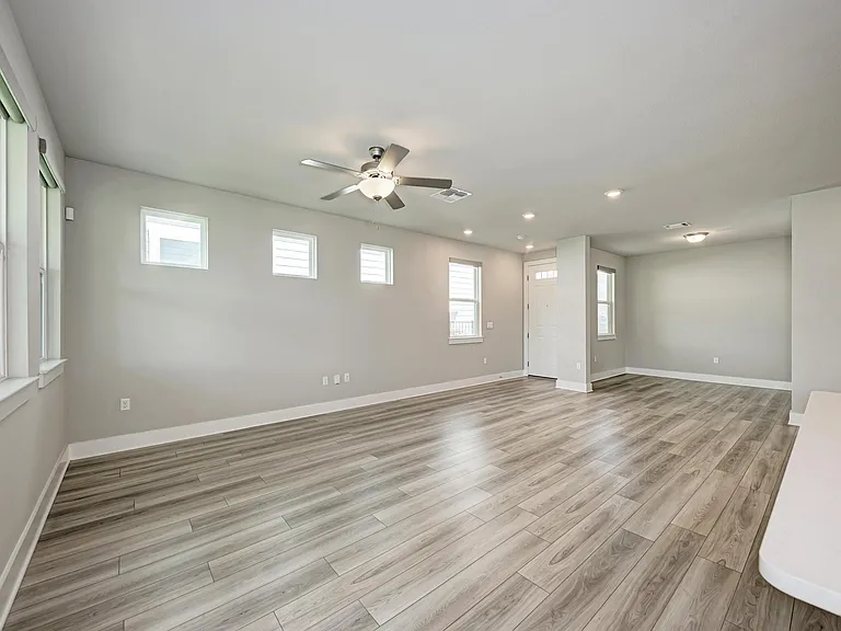 7203 Travertine Spring Dr — Photo 11