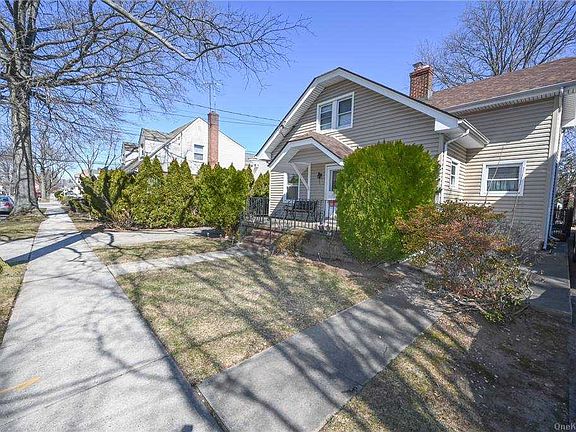 4th image of 29 Whitney Ave