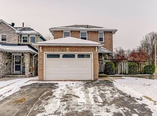 17 Roehampton Cres, Brampton, ON L6Y 2R3
