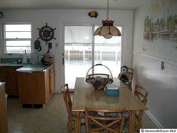 4th image of 304 Barkentine Lane