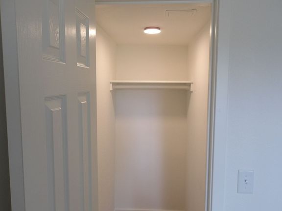 5th image of 3 E Cottage Ave #105
