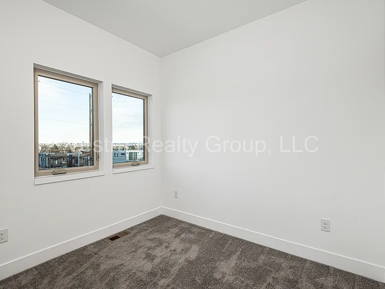 1306 Osceola St — Photo 9