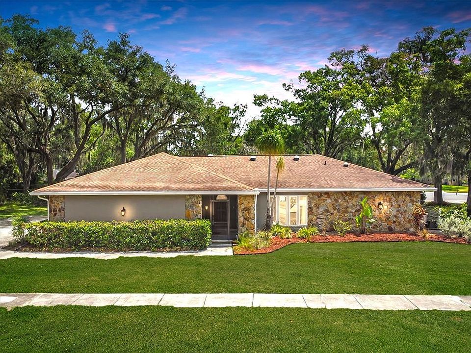 1st image of 1306 LAUREL COURT