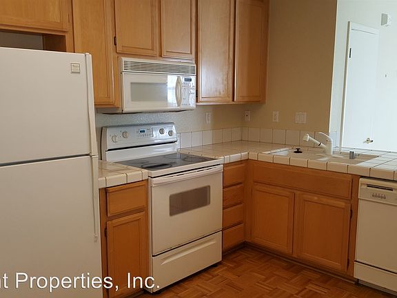 2nd image of 2334 Dolphin Dr