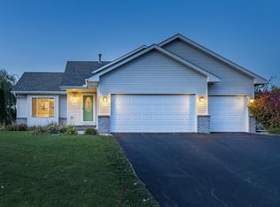 1551 Niagara St, Waconia, MN 55387