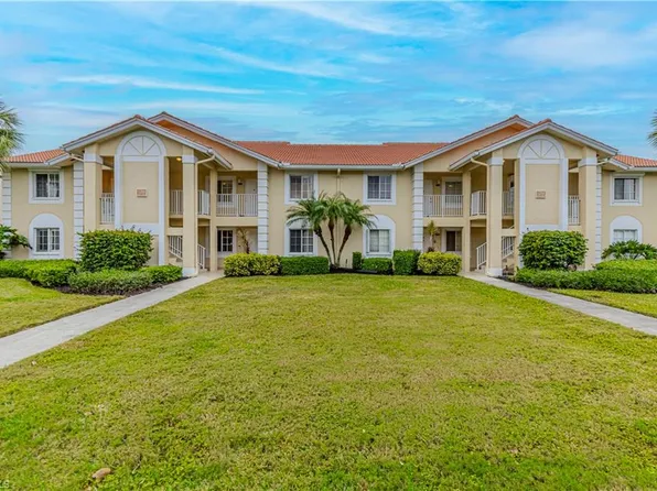7761 Jewel LN #202, NAPLES, FL 34109