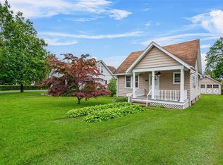 16 Oak Ter, Suffern, NY 10901