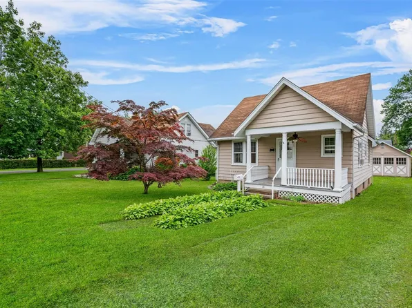 16 Oak Terrace, Suffern, NY 10901