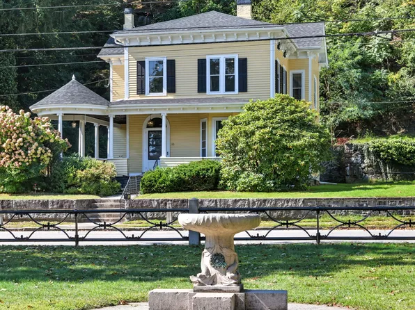 110 Union Street, Norwich, CT 06360