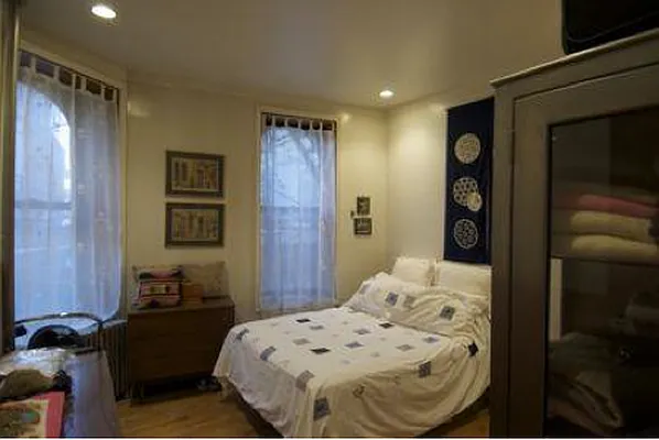 Rented by Veracity NYC LLC | media 12