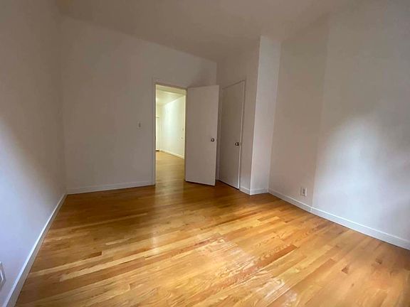 2nd image of 305 E 76th St #1BS