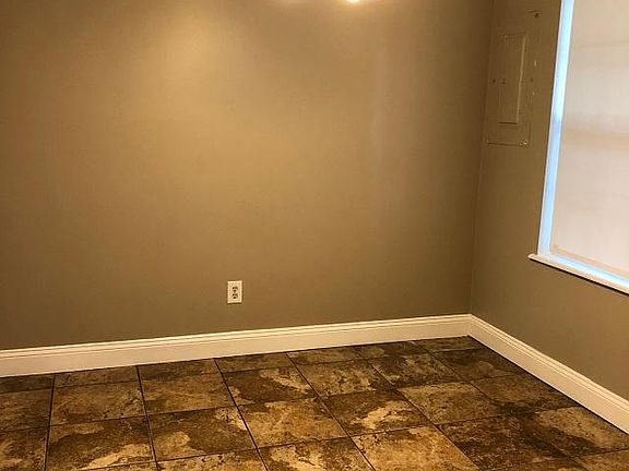 2nd image of 6821 Wildwood Ct
