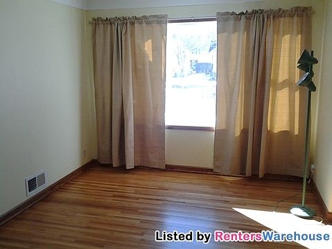 2nd image of 425 8th Ave S
