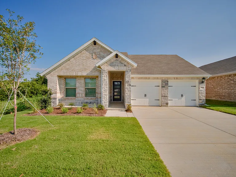 1930 Furlong Dr — Photo 1