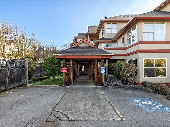 3rd image of 330 Brae Rd #204