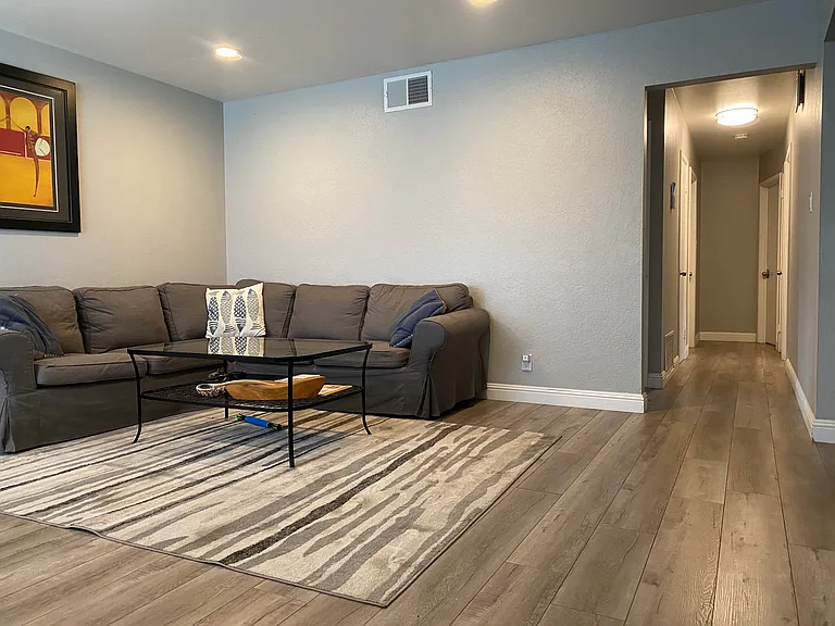 664 Tulane Dr — Photo 5