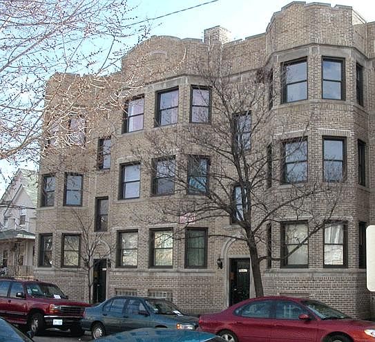 1st image of 4811 N St Louis Ave #1