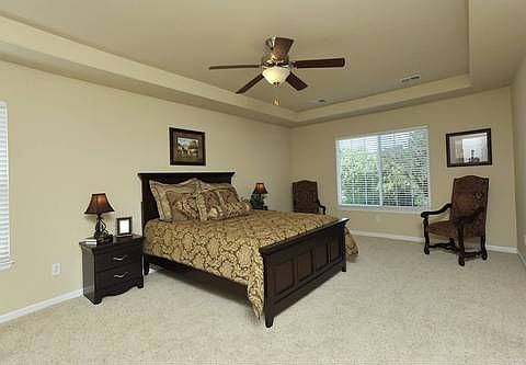 11912_e_lake_cir_MLS_HID625463_ROOMmasterbedroom1