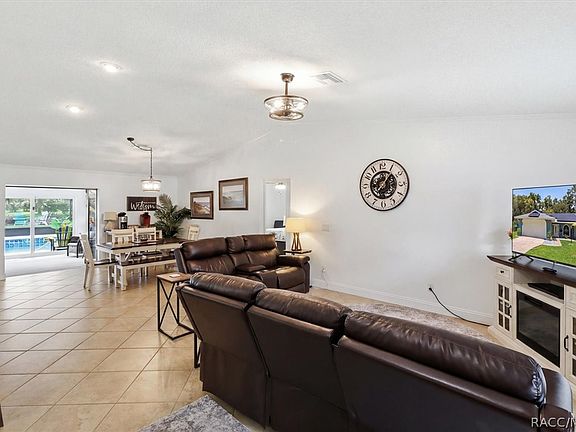 4th image of 4825 E Connell Lake Dr
