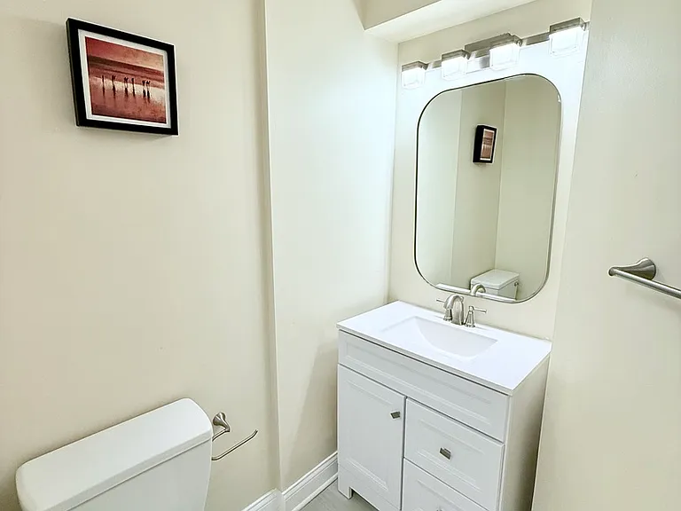 1234 N Dearborn Pkwy #1F — Photo 8