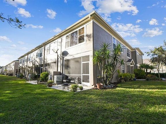 5th image of 11102 Windsor Place Cir
