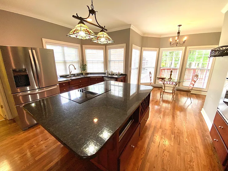 2505 Clifton Dr SE — Photo 14