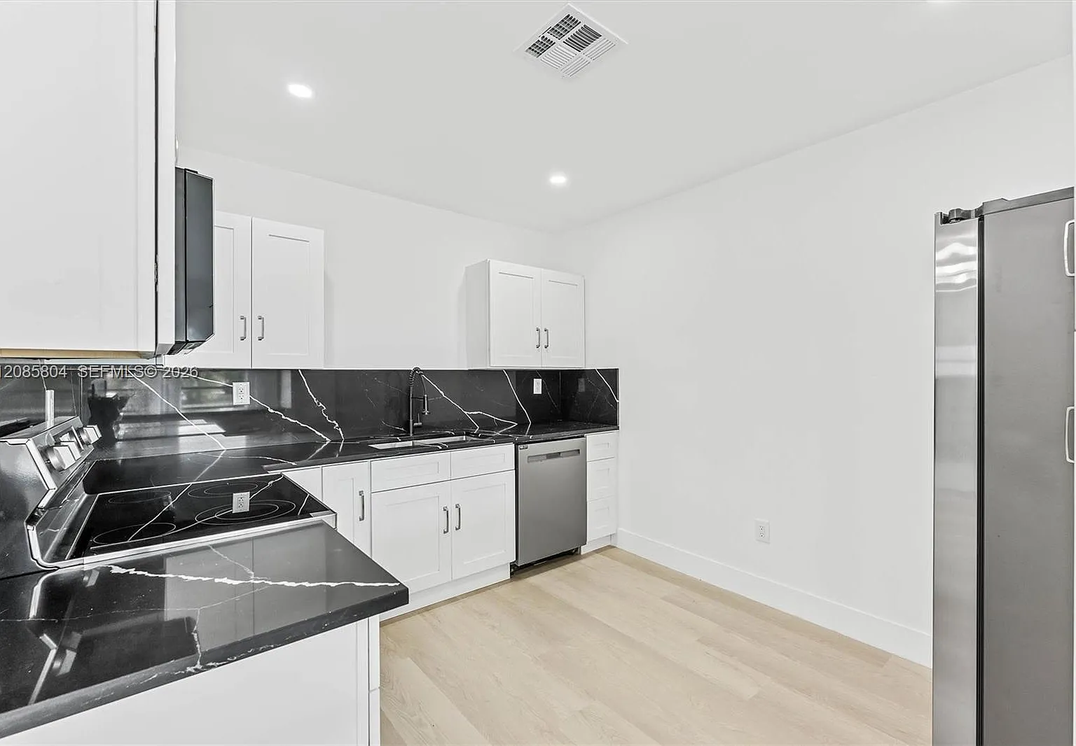 2610 NW 83rd Ave — Photo 2