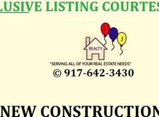 6505 79th St, Middle Village, NY 11379