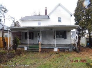 111 Montgomery St, Moosic, PA 18507