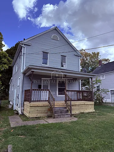 1305 Curtis St Photo 1
