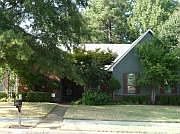 Front view of the home.