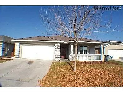 623 Amanda Ct photo 1