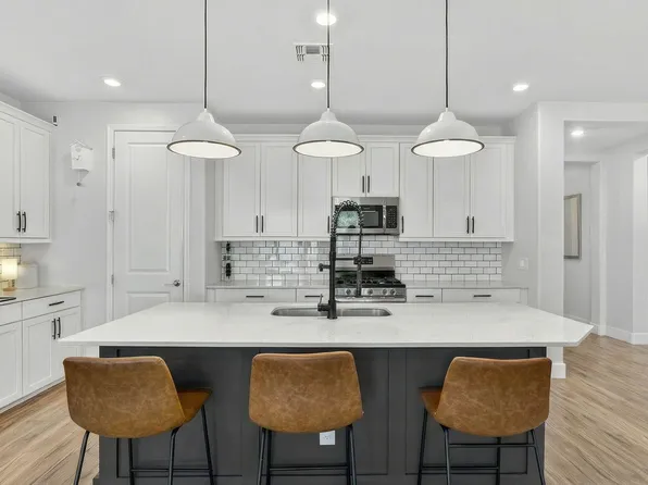 308 W RAINBOW BRIDGE Lane, San Tan Valley, AZ 85140