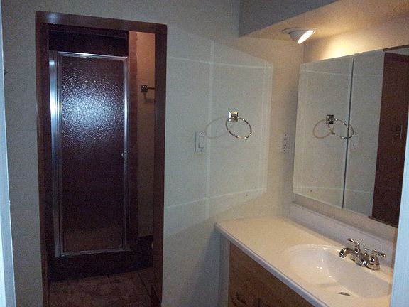 4th image of 4808 N Fremont Ave