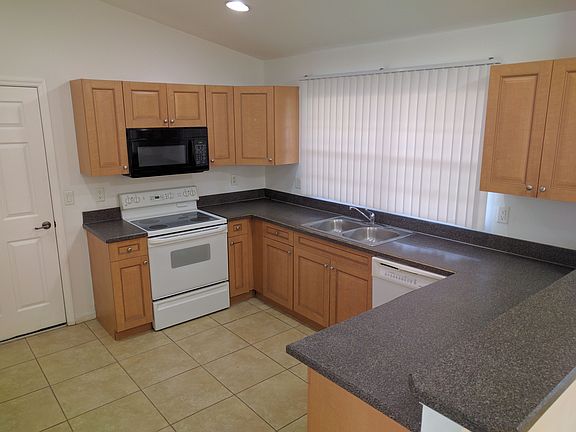 Kitchen 2_06132022