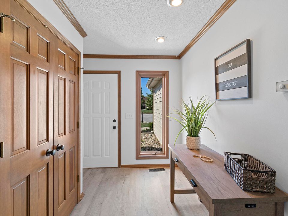 rhytom4⭐︎ 6626 Trickingham Ct, Fort Wayne, IN 46815 | Zillow