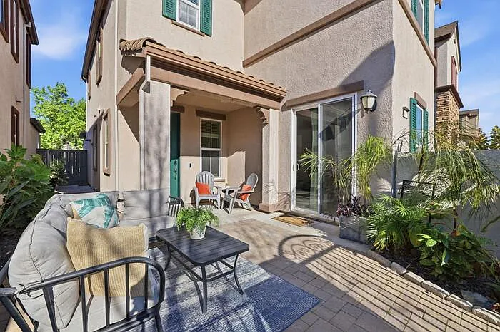 3017 Village Park Dr — Photo 3