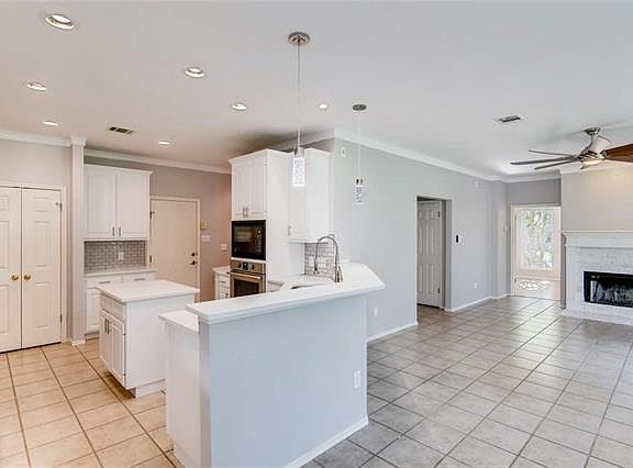 5th image of 12316 Pleasant Hill Ct