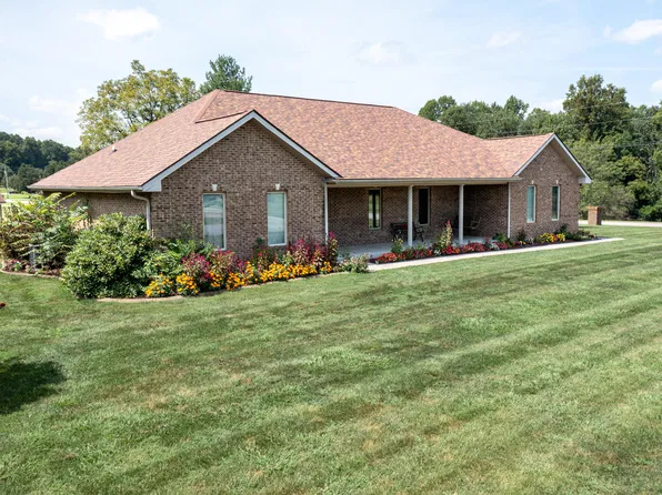 138 Country Acres Dr, Somerset, KY 42503