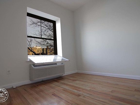 4th image of 728A Rogers Ave APT 2B
